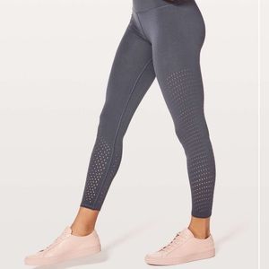 Lululemon Reveal 7/8 Tight *Vortex 25”